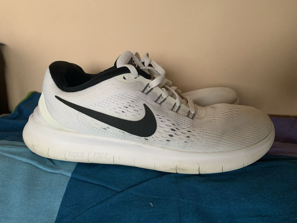 Маратонки   NIKE