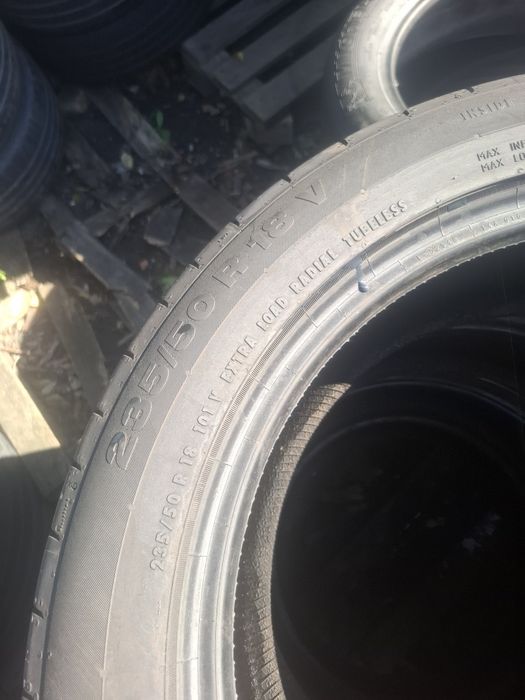 Vand set 4 anvelope 235 50 18 continental bune de vara