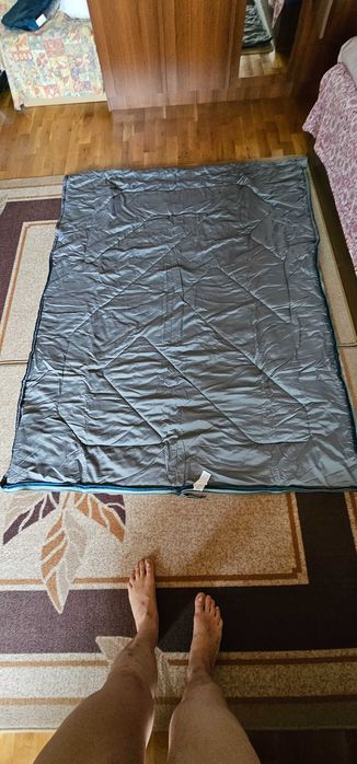 туристически спален чувял