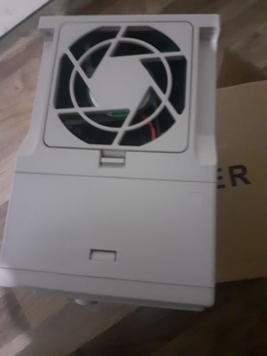 Vând convertizor frecventa 380v