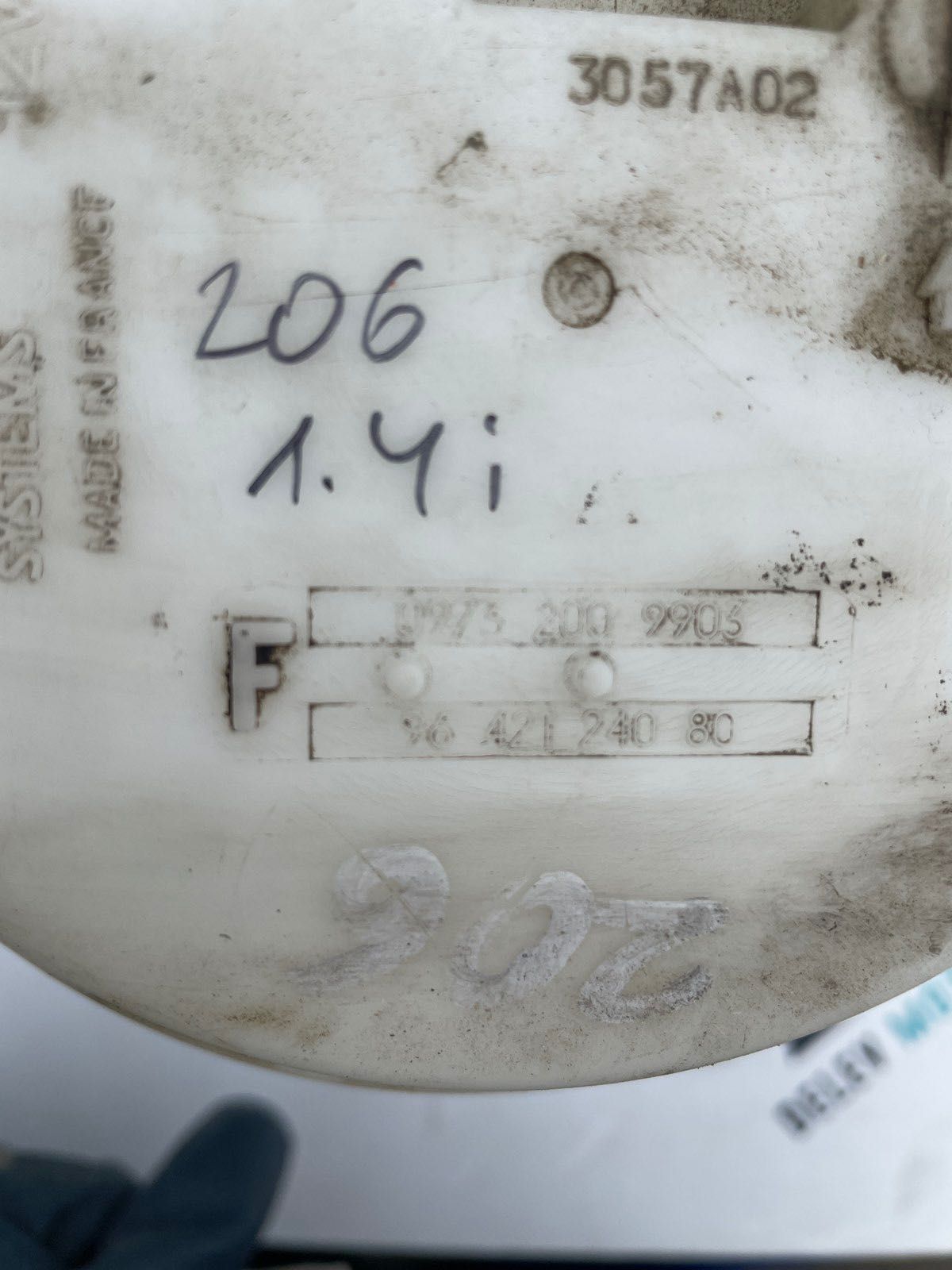 Горивна помпа за Пежо 206, Peugeot 206 1.4i бензин