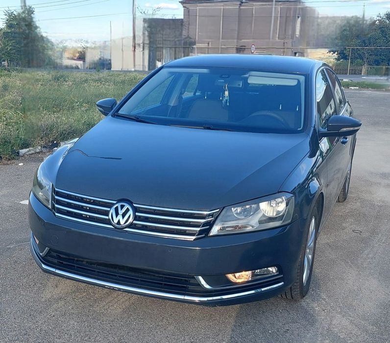 Vând VW Passat B7