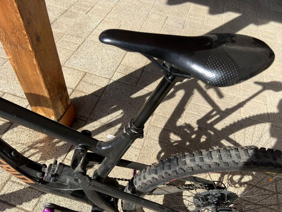 Santa Cruz Nomad v5 VAND URGENT‼️