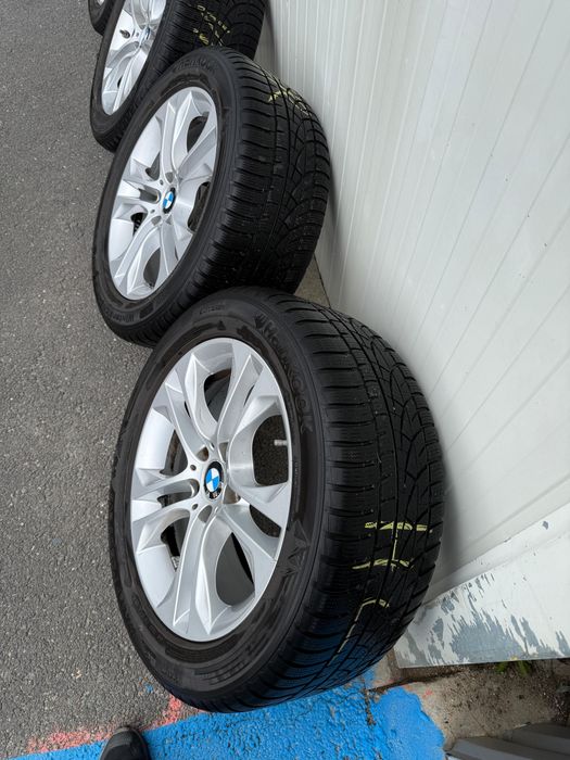 Jante Originale BMW X3/X4 pe 18 cu anvelope de iarna 245 50 18.