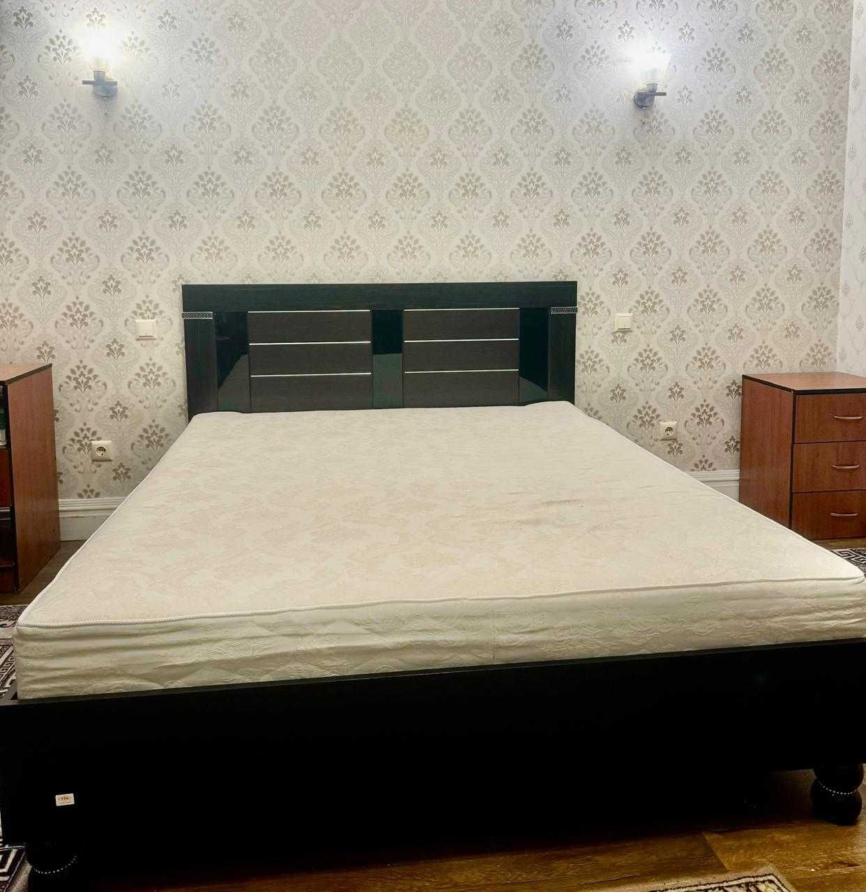Продам двуспальную кровать Istikbal