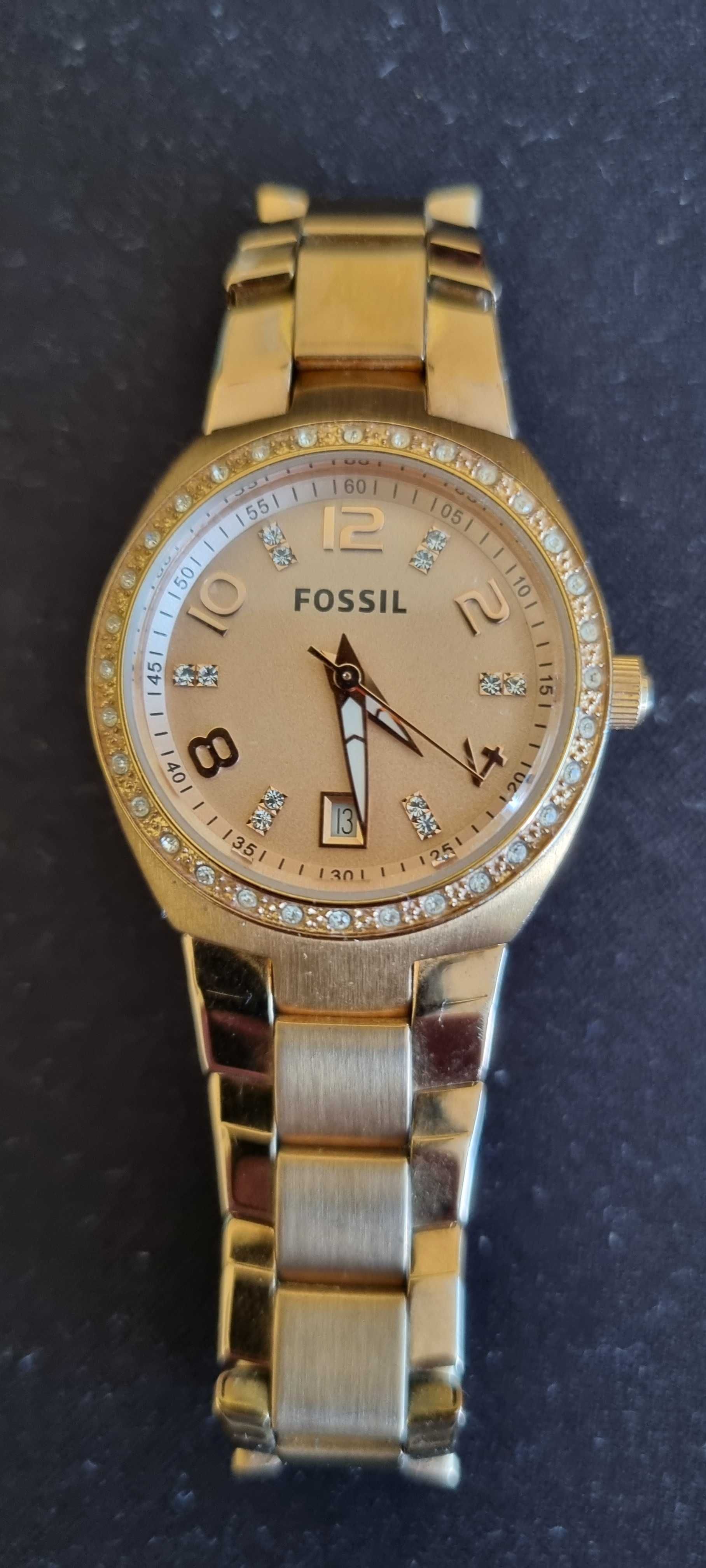 Fossil  Часовник