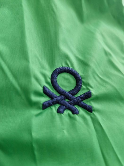 Geaca de vant Benetton, fata-verso