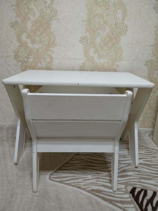 Балалардың сабақ жазатын столы