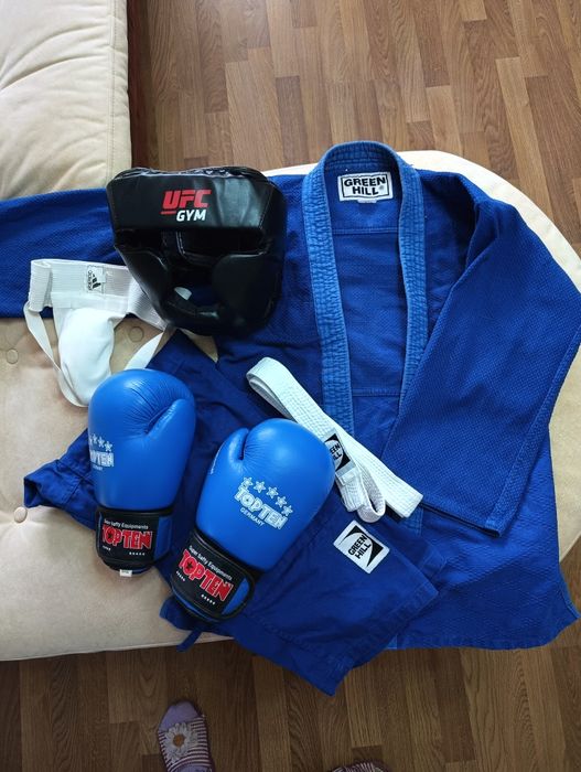 Кимоно синее с амуницией