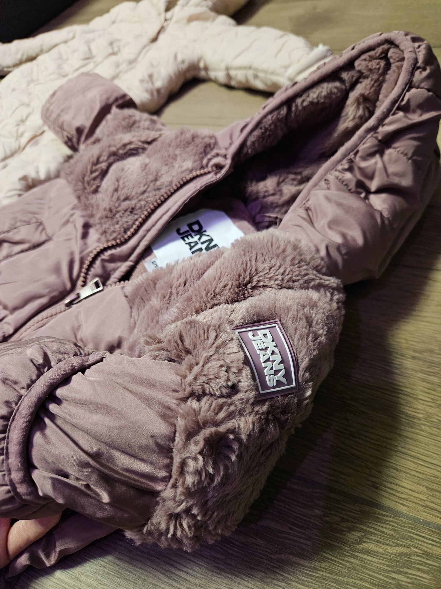 Бебешки космонавти DKNY, Little white company, H&M