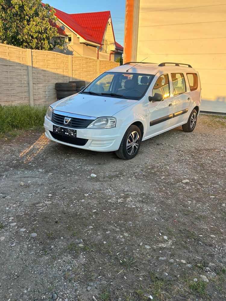 Dacia Logan Mcv /1.6 Benzina