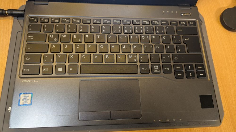 Fujitsu U937 i7 vPro 256 SSD SIM Card 12GB RAM