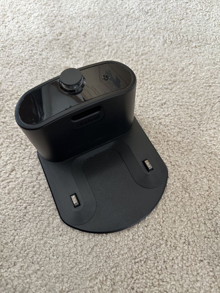 IRobot Roomba i7 - неразличим от нов