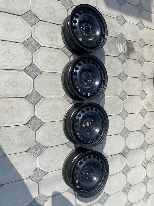 Диски Chevrolet Aveo 6*15/5*105 D56.5 ET39 черные