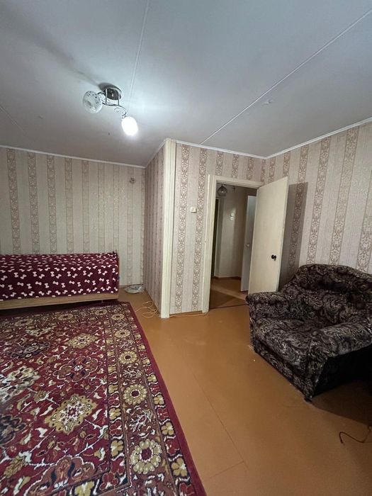 Продаётся 1,5- Ка на Стрелке