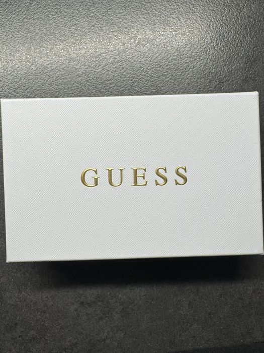 Оригинално Портмоне Guess