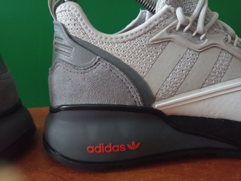 ADIDAS ZX 2К Размер 38 2/3 Стелка 24 см. 100% Оригинални от Англия