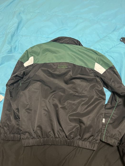 Lacoste горнище в перфектно състояние