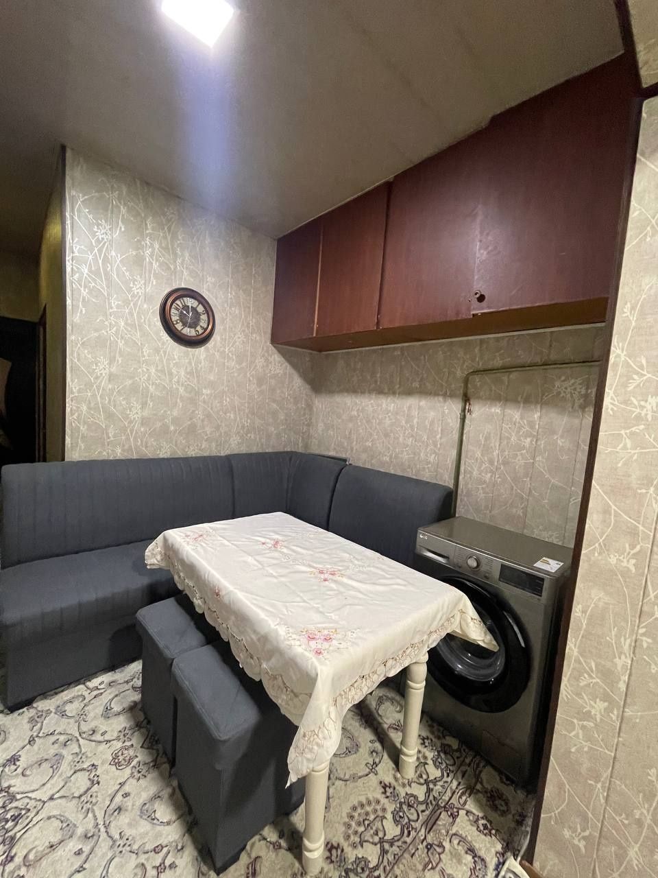 Срочно продаётся 4 комнатная квартира , 77-серия. можно обмен на дом