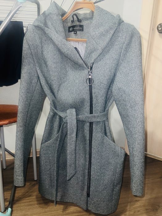 Продам женское пальто