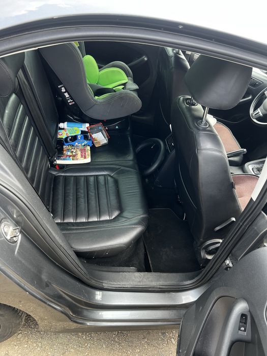 Vand jetta 1,6 , automata .