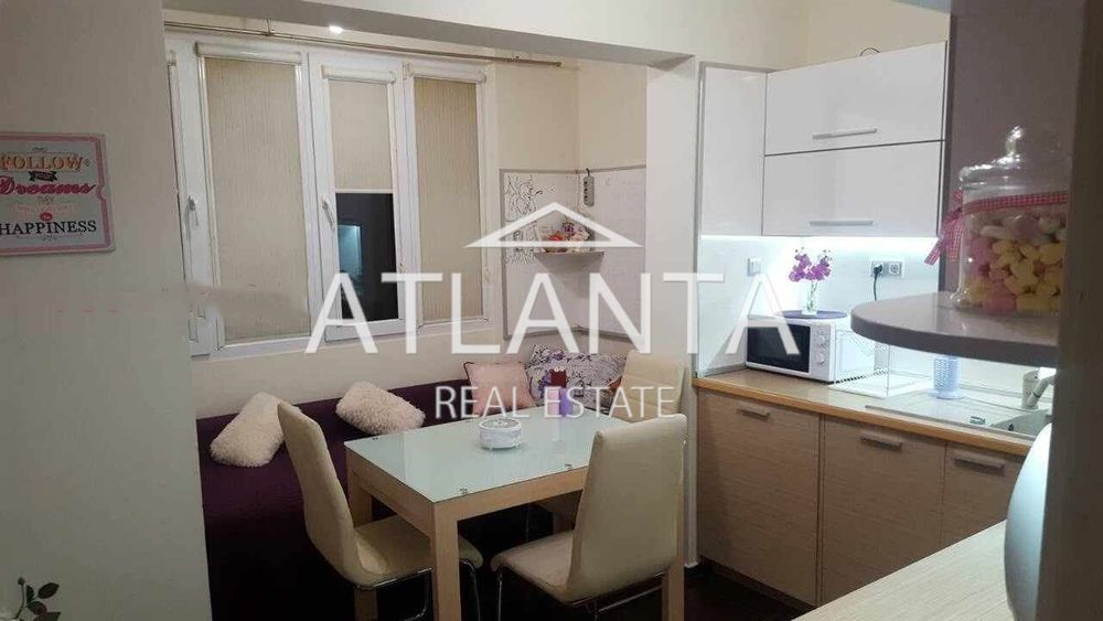 Продава се Двустаен апартамент в Варна, Център - 54 кв.м за 2204 €/кв.м - Снимка #1