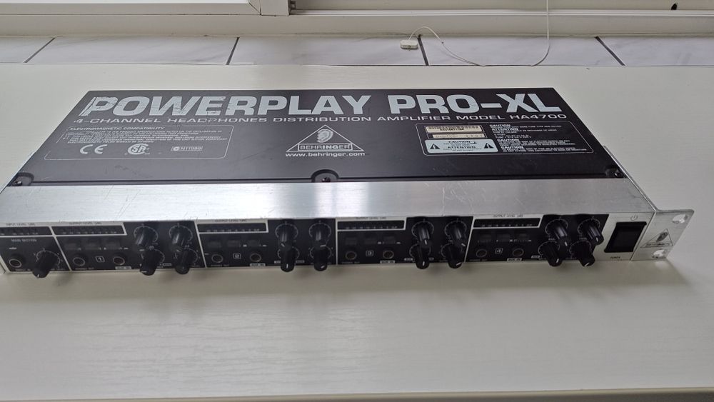 Behringer HA 4700 POWERPLAY PRO Amplificator căști