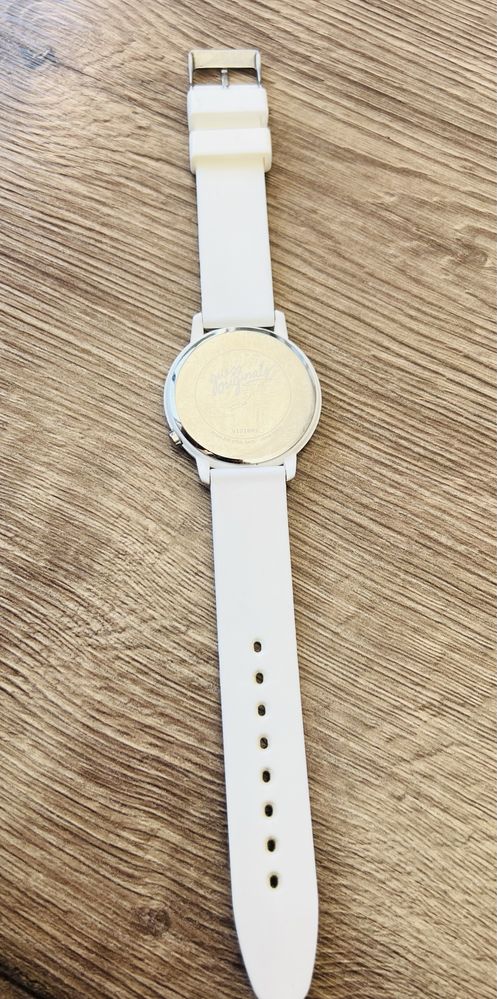 Дамски часовник Guess