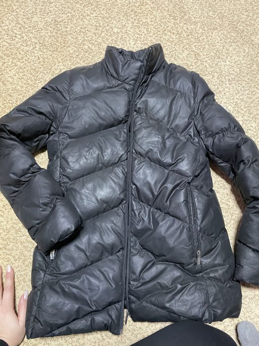 Продается куртка на мальчика фирмы Calvin klein