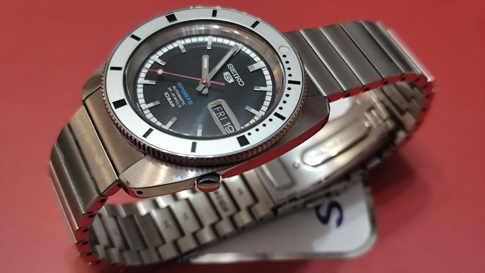 Часовник Seiko 5 Automatic / Limited Edition