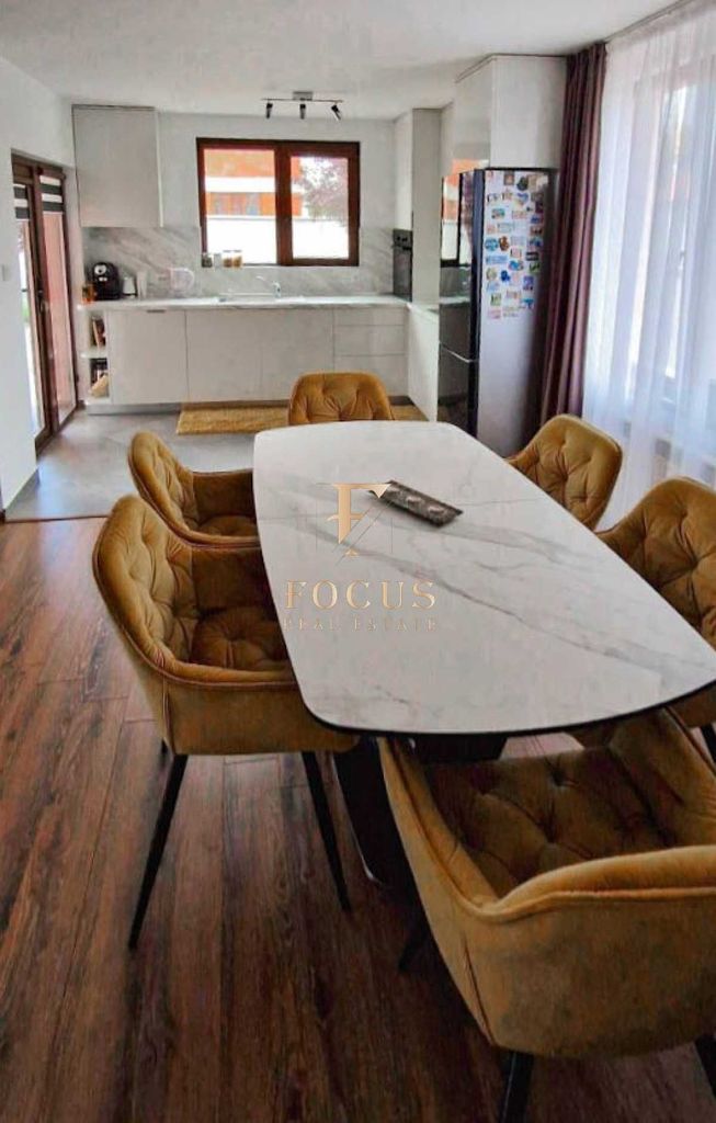 Продава се Къща в Пловдив, Остромила - 162 кв.м за 2353 €/кв.м - Снимка #1