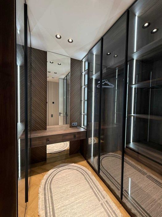 Срочно Аренда 4 ком ул. Бобура