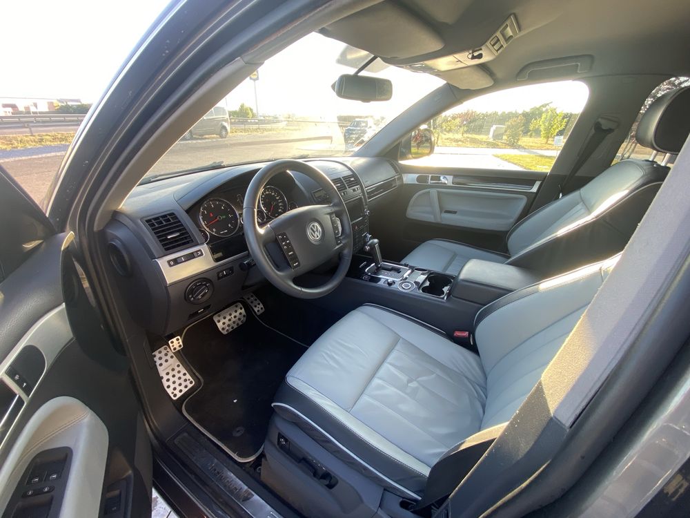 Vw touareg 3.0 TDI 240cp model individual