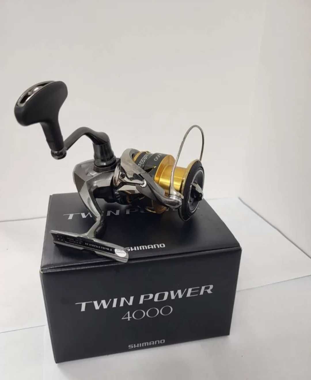 Спининговая катушка Shimano twin power  4000