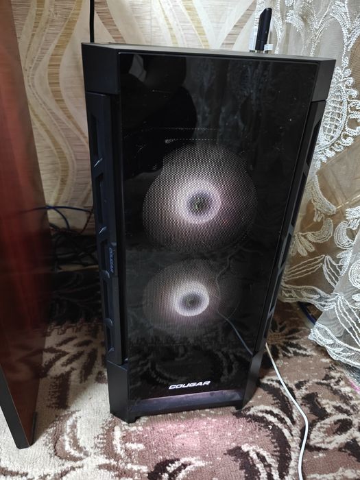 Монитор+системный блок игровой пк