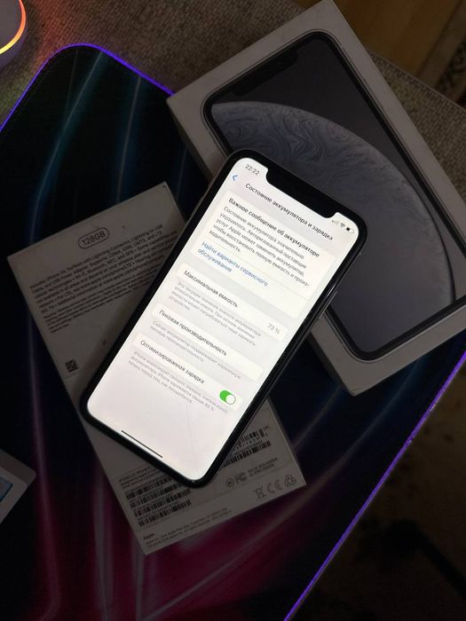 iPhone XR original пришел примиком с Дубая