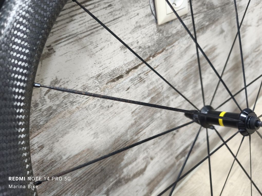 Задна карбонова шосейна капла Mavic Cosmic Pro Carbon SL