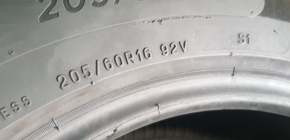 Anvelope 2x205 60 16 michelin dot 19 mm 5.3