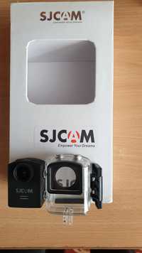 Продам  экшен камеру SJCAM M20