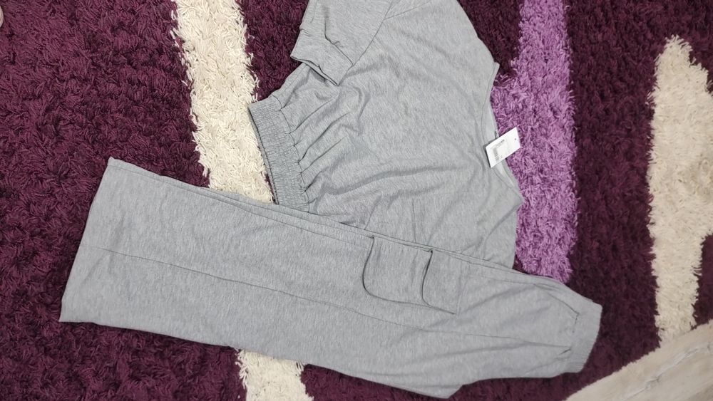 Compleu dama superb nou