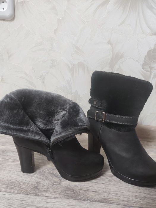 Отдам 2000тенге. Новые