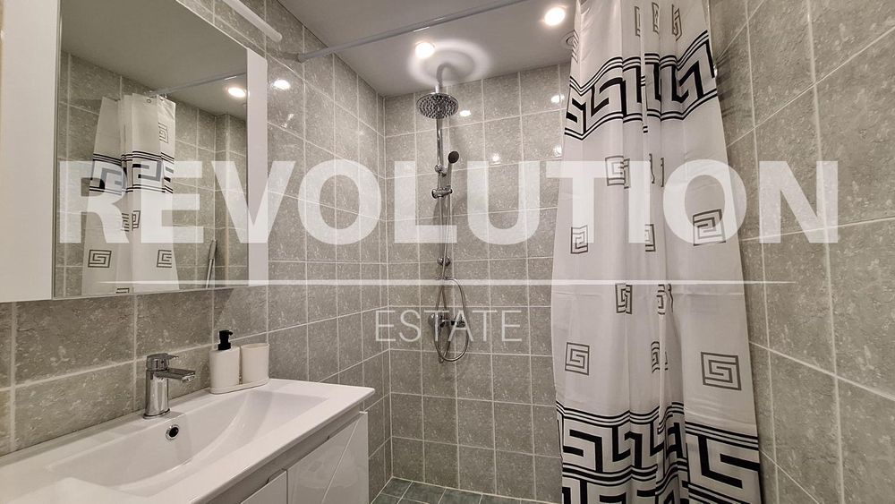 Дава се под наем Тристаен апартамент в Варна, Лятно кино Тракия - 75 кв.м за 700 € - Снимка #7