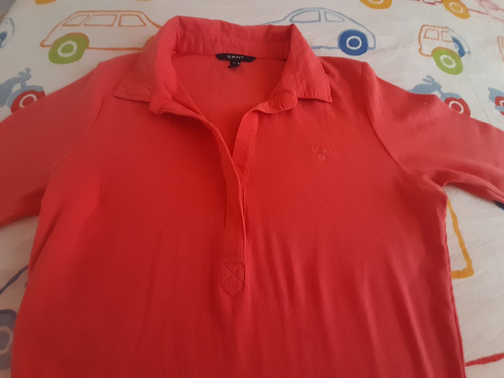 Tricou Gant pentru damă 
Marime eticheta - L