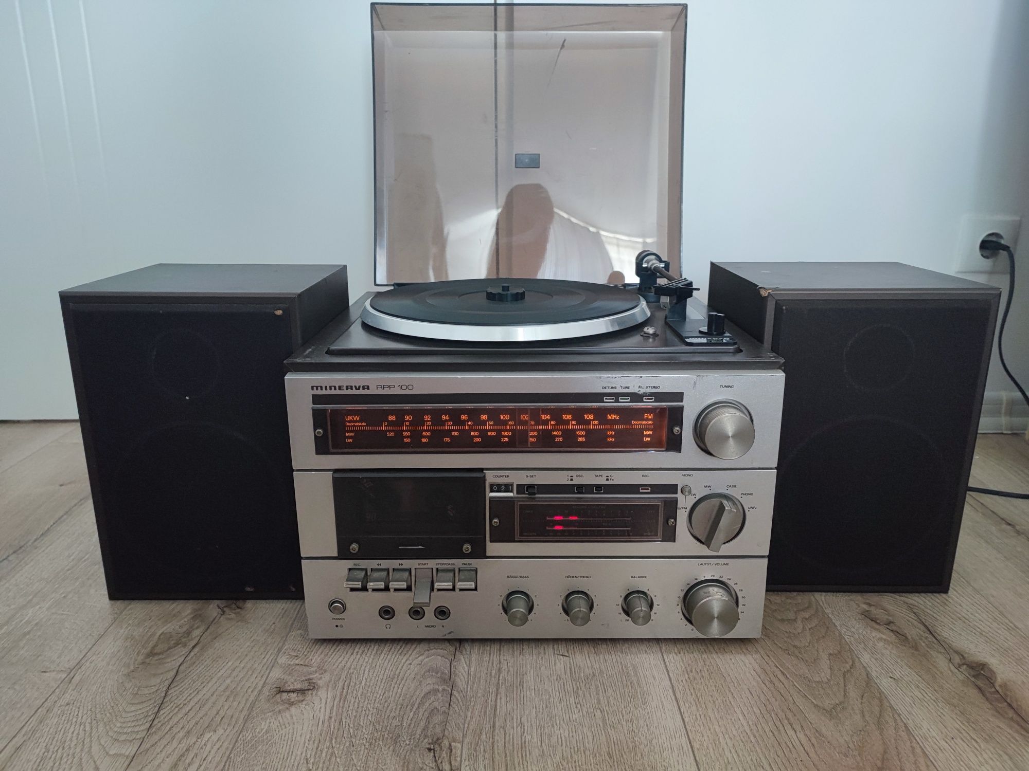 Combina audio Minerva RPP 100 pick up deck radio fara ac
