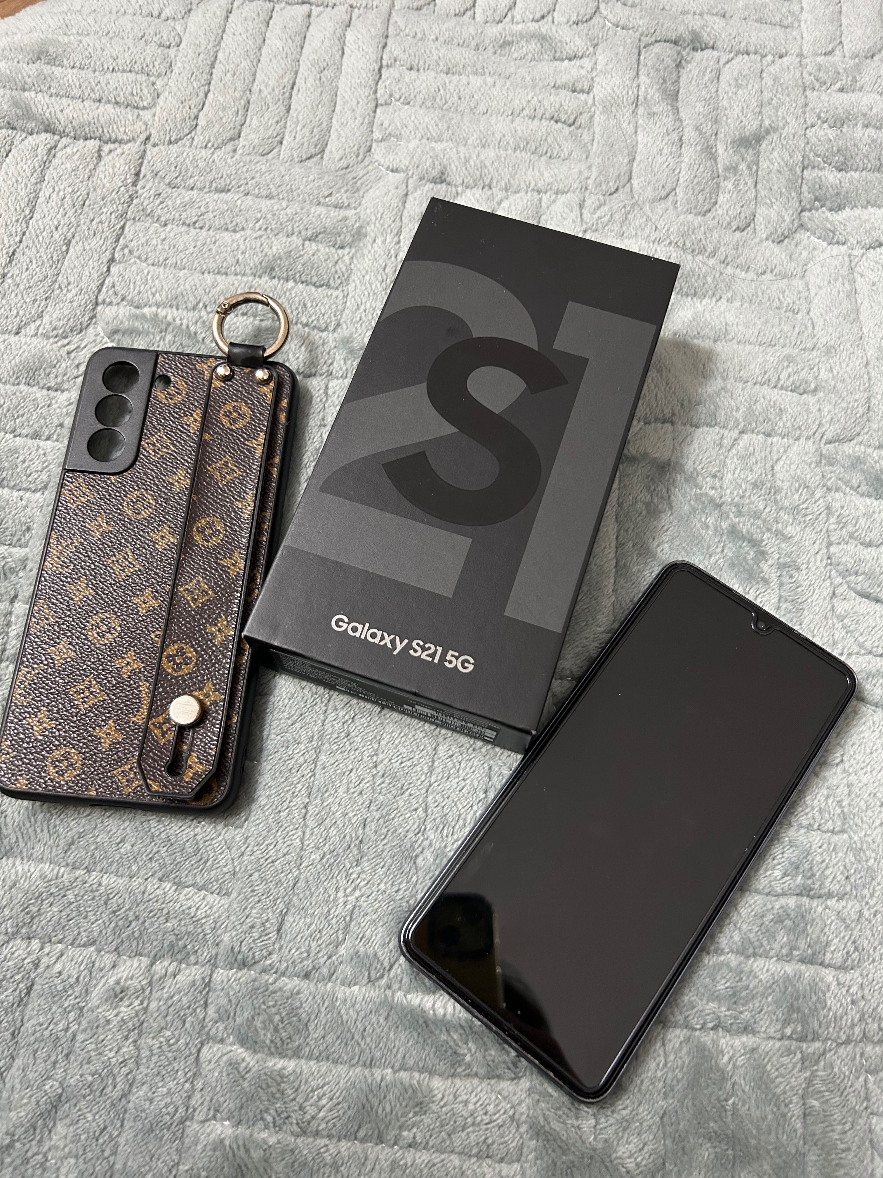 Продам Samsung S21 5G