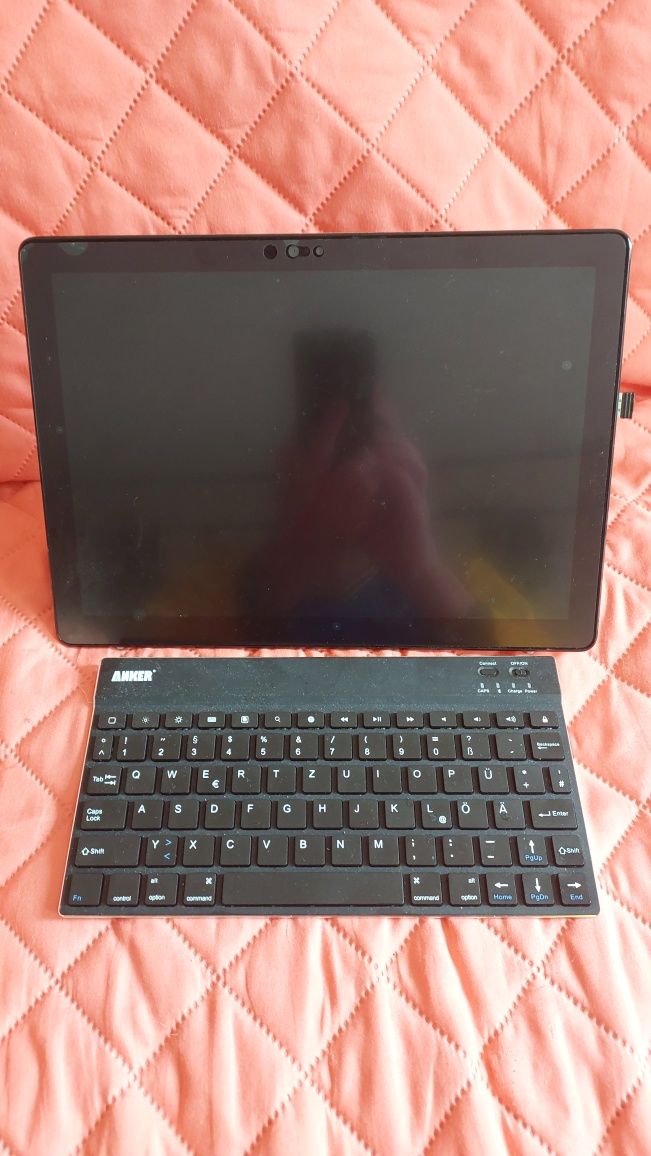 Laptop tableta touchscreen Dell ca Surface Pro 6