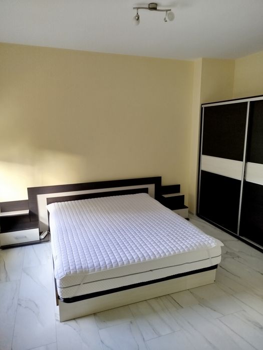 Дава се под наем Двустаен апартамент в Разград, Бели Лом - 90 кв.м за 411 € - Снимка #4