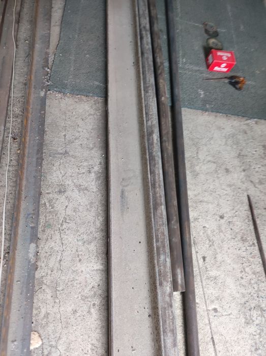 Продам швеллер 12 и 14. Уголок63 новые и б у