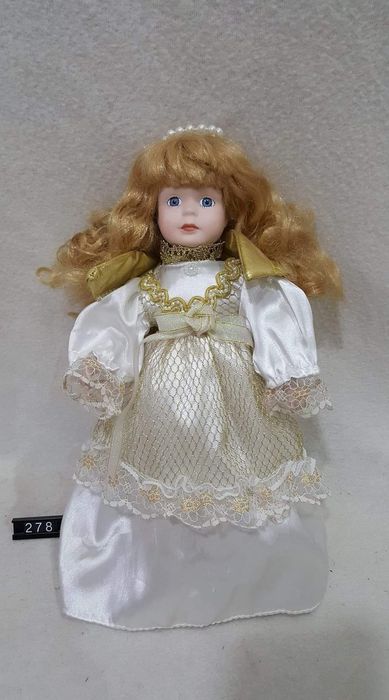 Порцеланови и керамични кукли