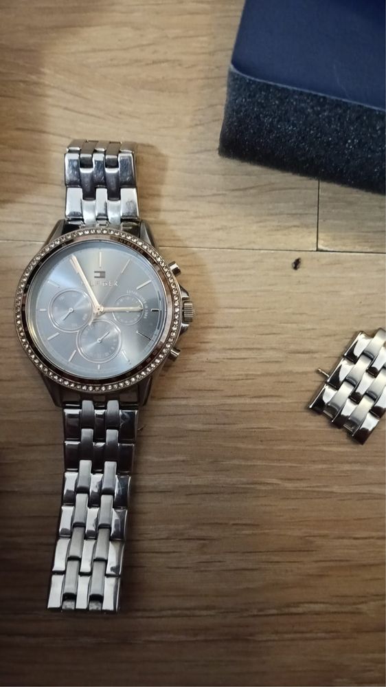 Vand ceas Tommy Hilfiger